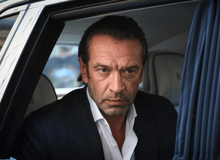 'He does not buy cars with houses here': Vladimir Mashkov did not ...